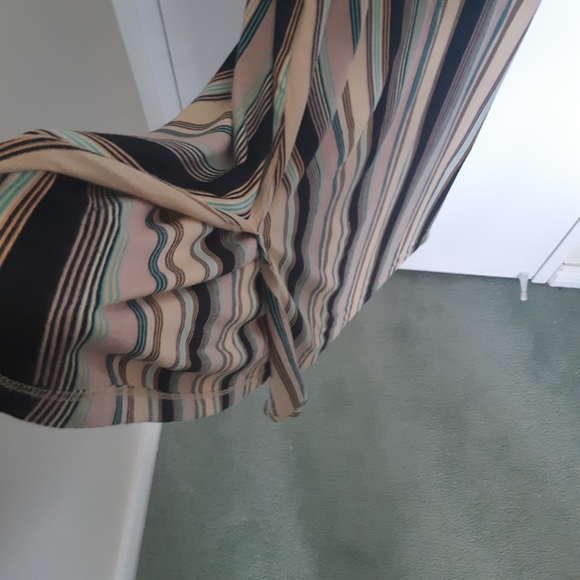 Striped midi dress - Picture 4 of 4